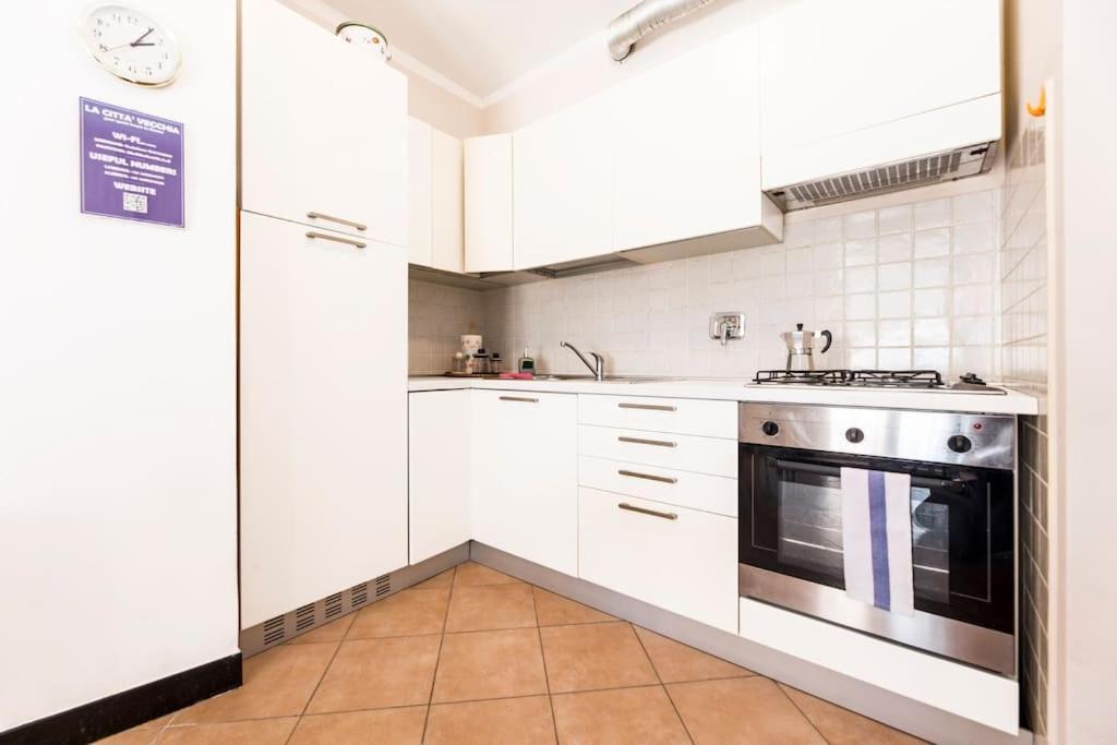 Prione'S Apartment เจนัว ภายนอก รูปภาพ